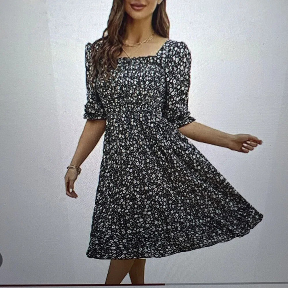 Unbranded Dresses & Skirts - Women’s Puff Sleeve Cottagecore Daisy Floral Midi Dress Size M